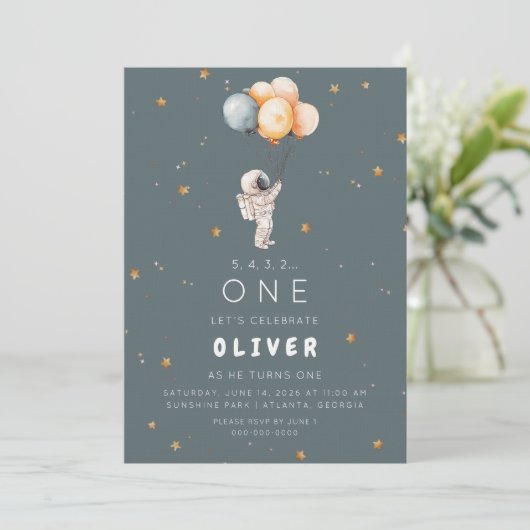 Astronaut First Birthday Invitation (Debout devant)