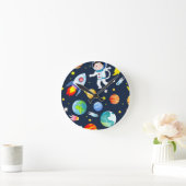 Astronaut in Space Planets and Rockets Pattern Ronde Klok (Huis)