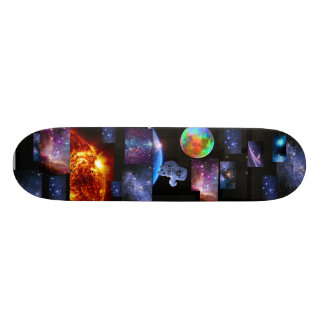 Astronaut in stellaire ruimte. Door Joe Moriarty Skateboard