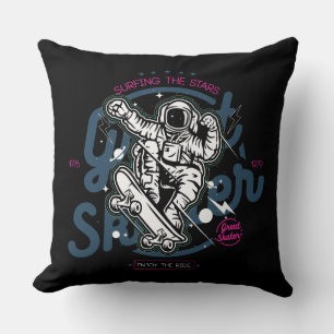 Astronaut op Skateboard   Surfen op de sterren Kussen