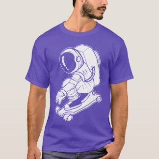 Astronaut Skateboard Athlete or Sports Lover Gift  T-shirt