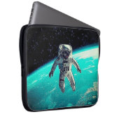 ASTRONAUT UNTETHERED LAPTOP SLEEVE (Voorkant Rechts)