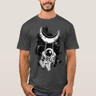 Astronaut zwaait in de ruimte op de maanastronaute t-shirt