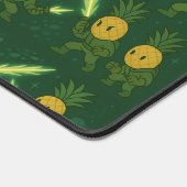 Astronaute à l'ananas tropical avec des épées lumi (Coin)