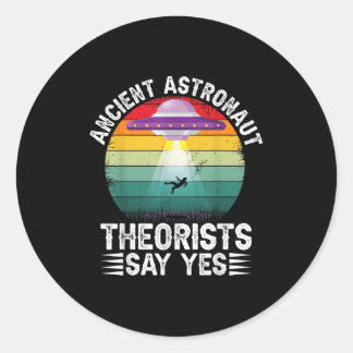 Astronautentheoretici zeggen ja tegen buitenaardse ronde sticker