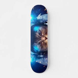 Astronautische katten drijven boven de aarde skateboard