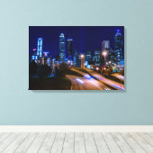Atlanta Skyline bij nacht Canvas Print (Insitu (Houten vloer))