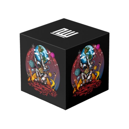 Atlas Space Man Kubus (Voorkant hoekig)