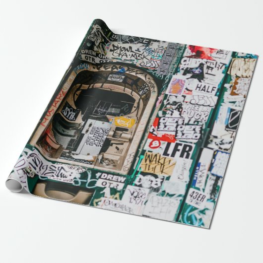 ATM-MACHINE MET GRAFFITI CADEAUPAPIER (Uitgerold)