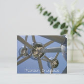 Atomium, Bruxelles, Belgique Carte postale (Debout devant)