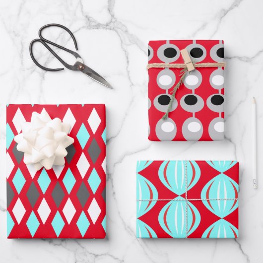 atoompatronen uit de middeleeuwen op het rood inpakpapier vel (Voorkant)