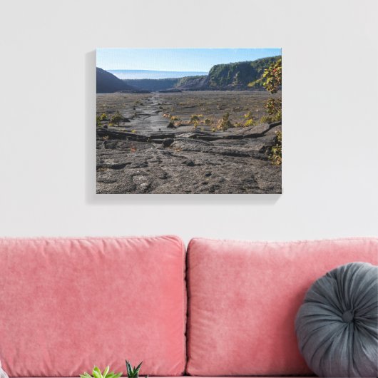 atop dry lava bed of kilauea iki krater canvas afdruk (Insitu (Woonkamer))