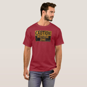 Attentie Mistletoe Zone Merry Kerstmis Kiss Danger T-shirt