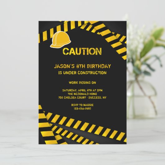 Attention Invitation Casque de Protection (Debout devant)