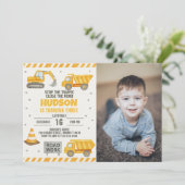 Attention ! Invitation d'anniversaire de construct (Debout devant)