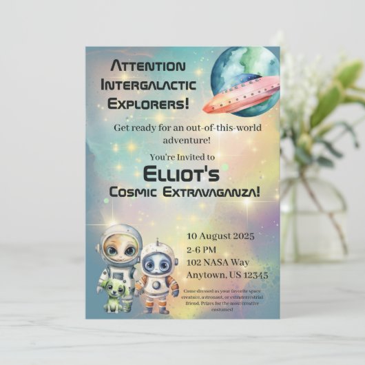 Attention Invitations d'anniversaire intergalactiq (Debout devant)