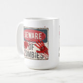 attention zombies 15oz mug céramique (Devant gauche)