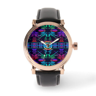 Attentive Eye to all Trends Horloge
