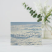 Au-dessus de la carte postale personnalisée Clouds (Debout devant)