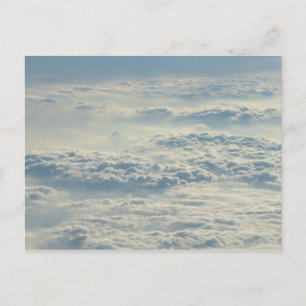 Au-dessus de la carte postale personnalisée Clouds