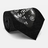 Au-dessus de la Cravate (Roulé)