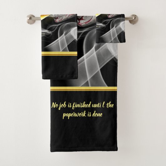 Aucun travail n'est terminé tant que la paperasse  (En situation)