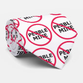 Aucune cravate de caillou (Roulé)