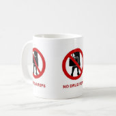 Aucune tasse de reps de drogue (Devant gauche)