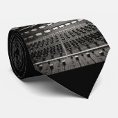 Audio Invasion Stropdas (Opgerold)