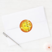 Aum- of Om-symbool in geel- en rietvorm Ronde Sticker (Envelop)
