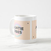Auntie Vibes Mug – Pastel Abstract Aesthetic (Devant gauche)