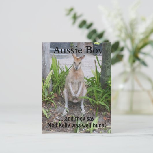 Aussie Boy, carte postale (Debout devant)