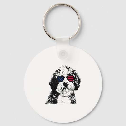 Aussiedoodle Hond 4 juli Amerika Vlag van de VS Sleutelhanger (Voorkant)
