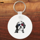 Aussiedoodle Hond 4 juli Amerika Vlag van de VS Sleutelhanger (Voorkant)