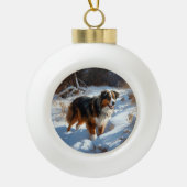 Australian Shepherd Laat Het Sneeuw Kerstmis Keramische Bal Ornament (Voorkant)