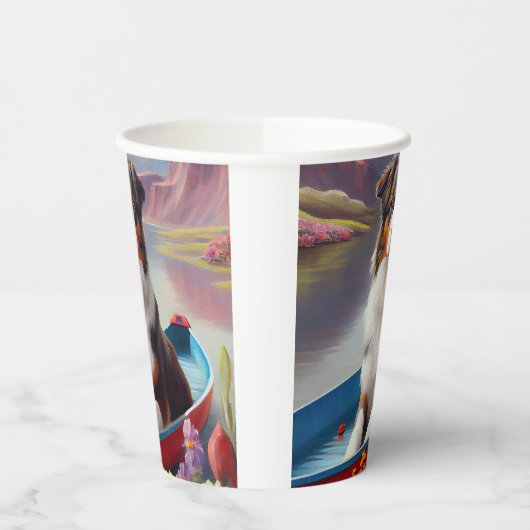 Australian Shepherd op Paddle: Een Schilderachtig Papieren Bekers (Links)