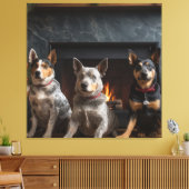 Australisch vee bij de open haard Kerstmis Canvas Afdruk (Insitu (Woonkamer))