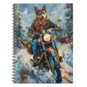 Australische Kelpie Hond Rijden Motorfiets Kerstmi Notitieboek (Voorkant)