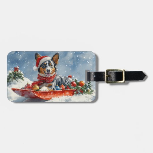 Australische Kelpie in Sledge Laat het Sneeuw Kers Bagagelabel (Voorkant horizontaal)