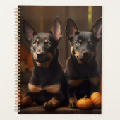 Australische Kelpie Puppy Herfst Delight Pompoen Planner (Voorkant)
