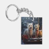 Australische Terriër Sneeuwslee Kerstdecoratie Sleutelhanger (Voorkant Links)