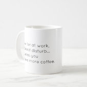 Auteur à la tasse de travail (Devant gauche)