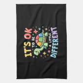 Autism Awareness It's Ok To Be A Little Different Theedoek (Verticaal)