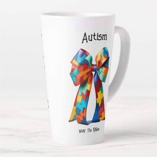 Autisme bewustzijn lint latte Mok (Rechterhoek)