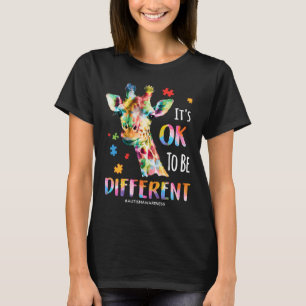 Autisme bewustzijn Vrouw Kind Het is oké om anders T-shirt