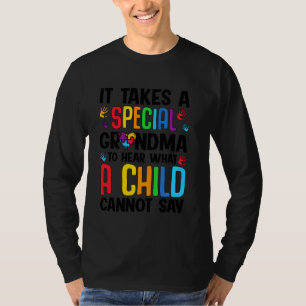 Autisme neemt speciale grootmoeder om te horen wat t-shirt