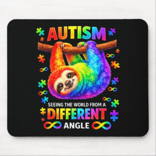 Autisme regenboog luiaard die de wereld bekijkt va muismat