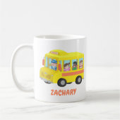 Autobus scolaire jaune mignon et tasse heureuse (Gauche)
