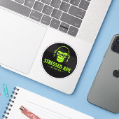 Autocollant de logo vert Stressed Ape Studios (Ordinateur portable avec iPhone)