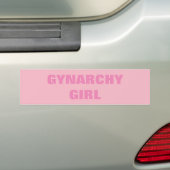 AUTOCOLLANT DE VOITURE FILLE DE GYNARCHY (En voiture)